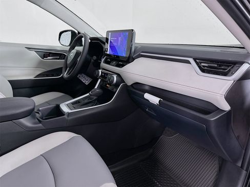 New 2025 Toyota RAV4 XLE Premium image 31