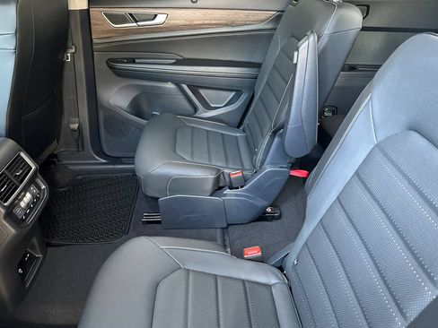 New 2026 Volkswagen Atlas SEL AWD/4WD image 10