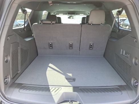 New 2026 GMC Yukon XL Elevation AWD/4WD image 6