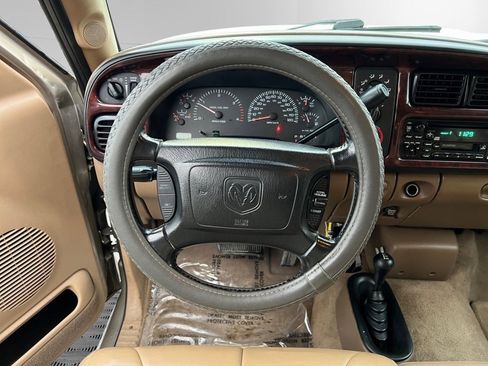 Used 2002 Dodge Ram 2500 Truck SLT image 24