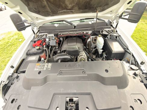 Used 2012 Chevrolet Silverado 2500 W/T AWD/4WD image 27