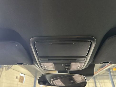 Used 2022 Honda Pilot Sport image 9