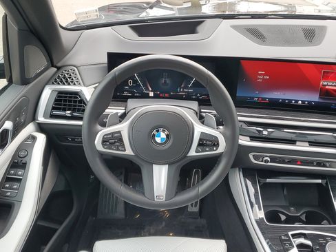 Certified 2025 BMW X5 xDrive40i w/ M Sport Package image 24