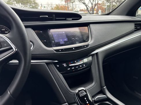 Used 2020 Cadillac XT5 Luxury image 15