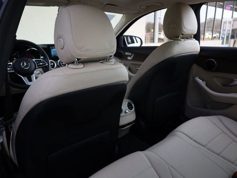 Used 2019 Mercedes-Benz C 300 4MATIC Sedan image 18