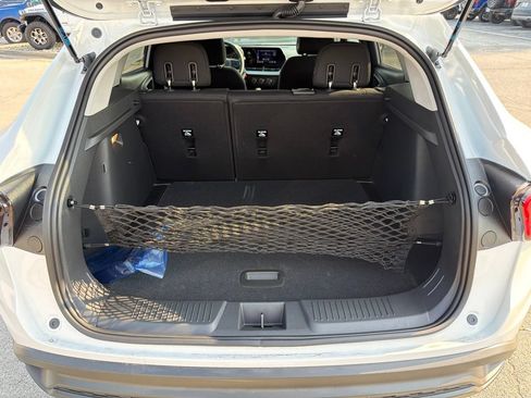 New 2026 Chevrolet Trax LS w/ LS Convenience Package FWD image 10