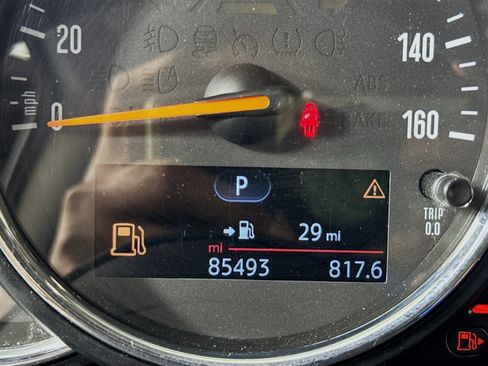 Used 2015 MINI Cooper 2-Door Hardtop image 12