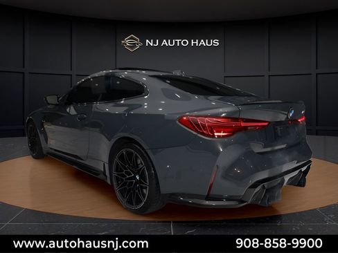 Used 2025 BMW M4 Coupe w/ Executive Package image 6