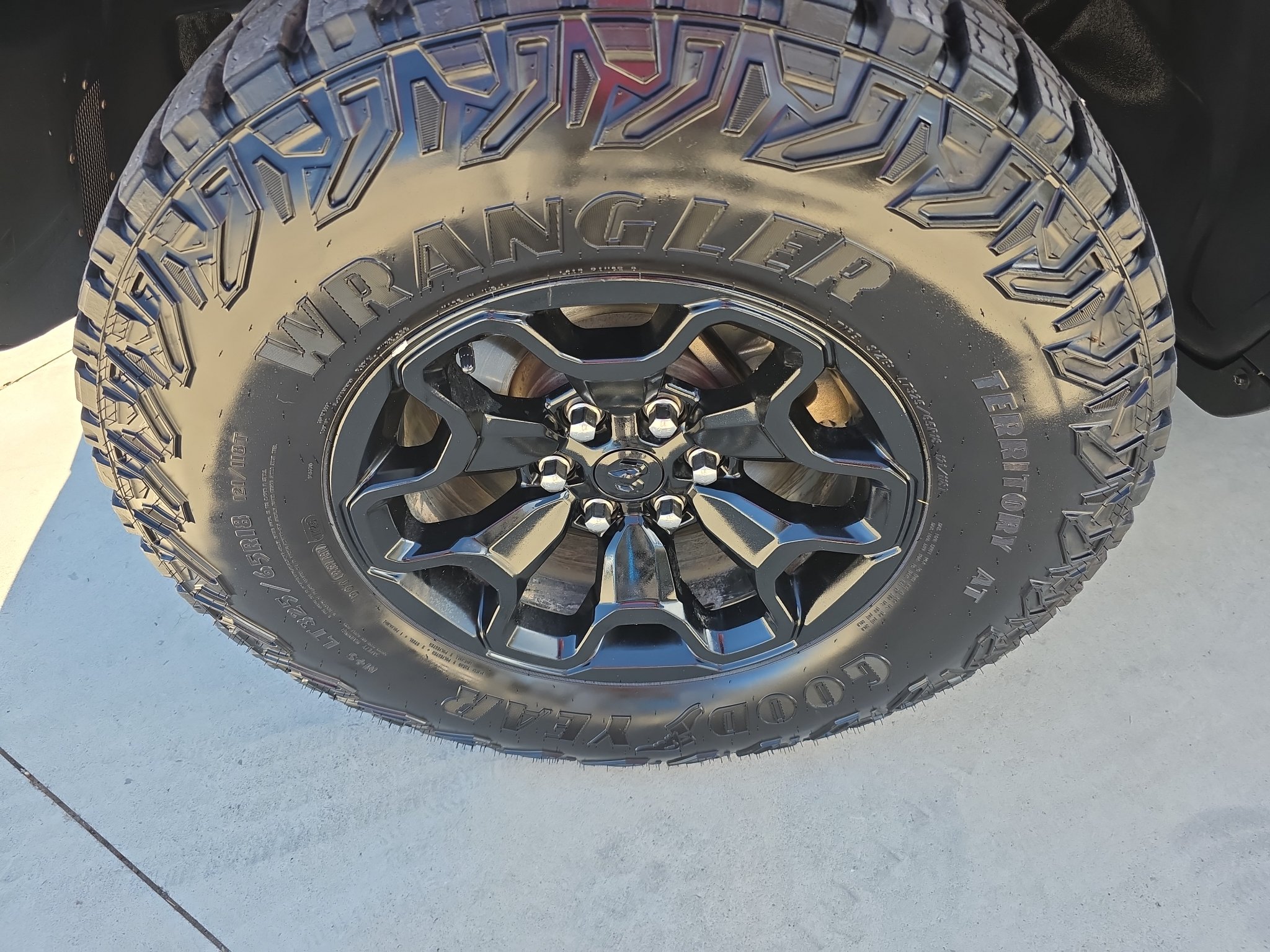 Used 2022 RAM 1500 TRX AWD/4WD image 5