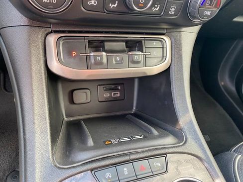 Used 2020 GMC Acadia Denali AWD/4WD image 26