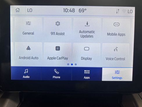 Used 2024 Ford Explorer XLT w/ Equipment Group 202A AWD/4WD image 35