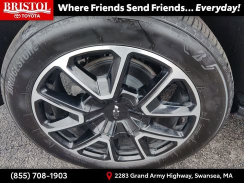 Used 2023 Chevrolet Tahoe RST w/ Luxury Package image 11