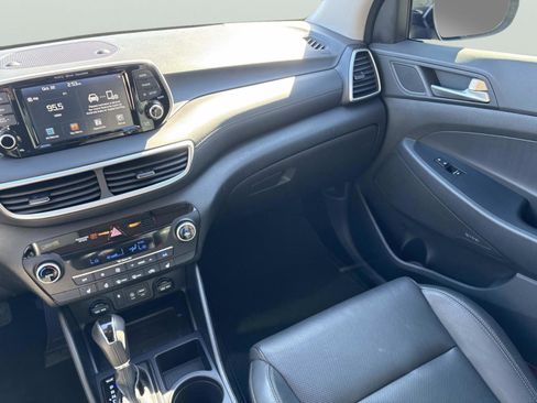 Used 2021 Hyundai Tucson Limited image 15