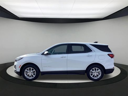 Used 2024 Chevrolet Equinox LT AWD/4WD image 5