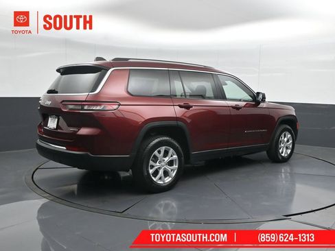 Used 2023 Jeep Grand Cherokee L Limited image 2