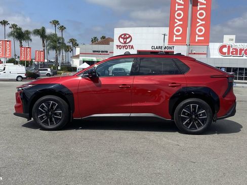 Used 2026 Toyota bZ AWD/4WD image 39