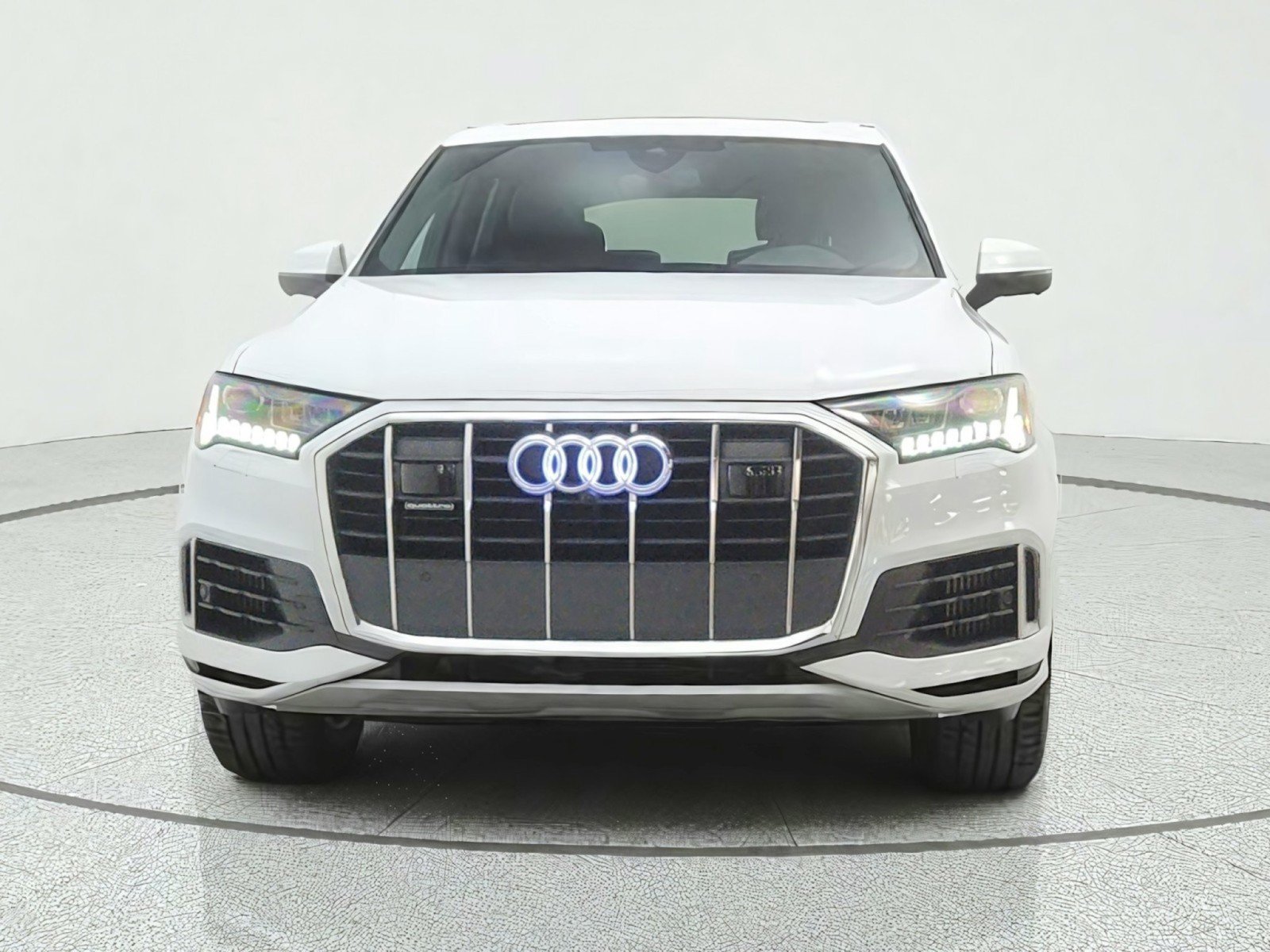 Used 2023 Audi Q7 3.0T Premium AWD/4WD image 2