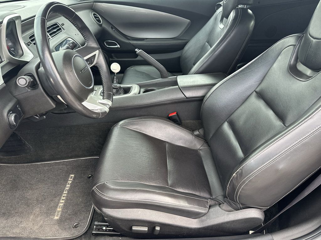 Used 2011 Chevrolet Camaro SS w/ LPO, Ground Effects Package RWD image 10