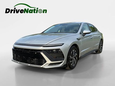 Used 2026 Hyundai Sonata Blue FWD image 1