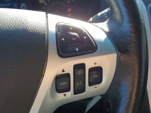 Used 2014 Ford Explorer XLT AWD/4WD image 19