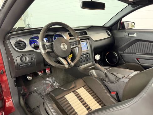Used 2014 Ford Mustang Shelby GT500 w/ Equipment Group 821A RWD image 14