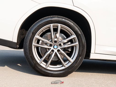 Used 2021 BMW X4 xDrive30i w/ M Sport Package AWD/4WD image 11