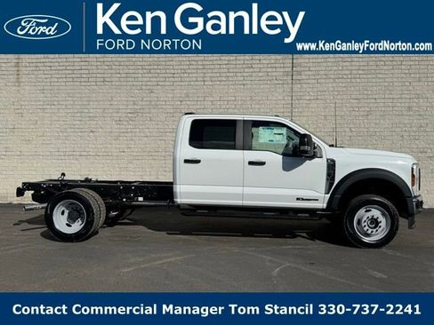 New 2026 Ford F550 4x4 Crew Cab image 7