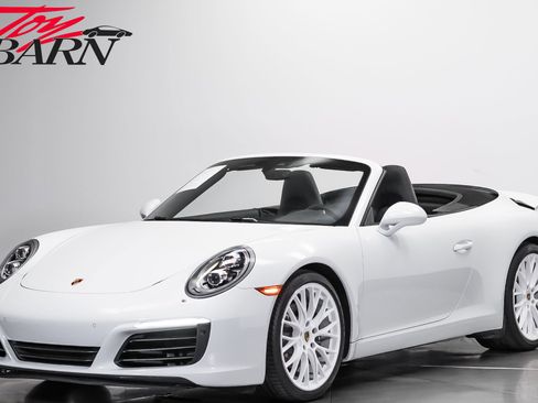 Used 2017 Porsche 911 Carrera RWD image 1