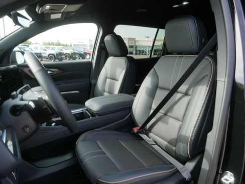 New 2026 Chevrolet Traverse High Country AWD/4WD image 6