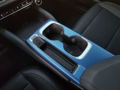 New 2026 Chevrolet Equinox EV LT image 15