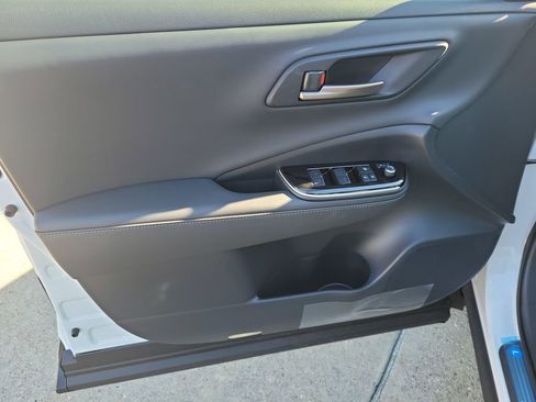 New 2026 Toyota Crown XLE image 12