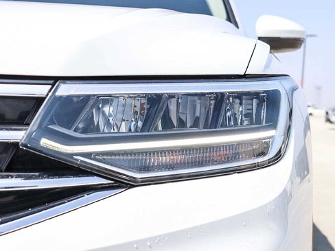 Used 2022 Volkswagen Tiguan S image 7