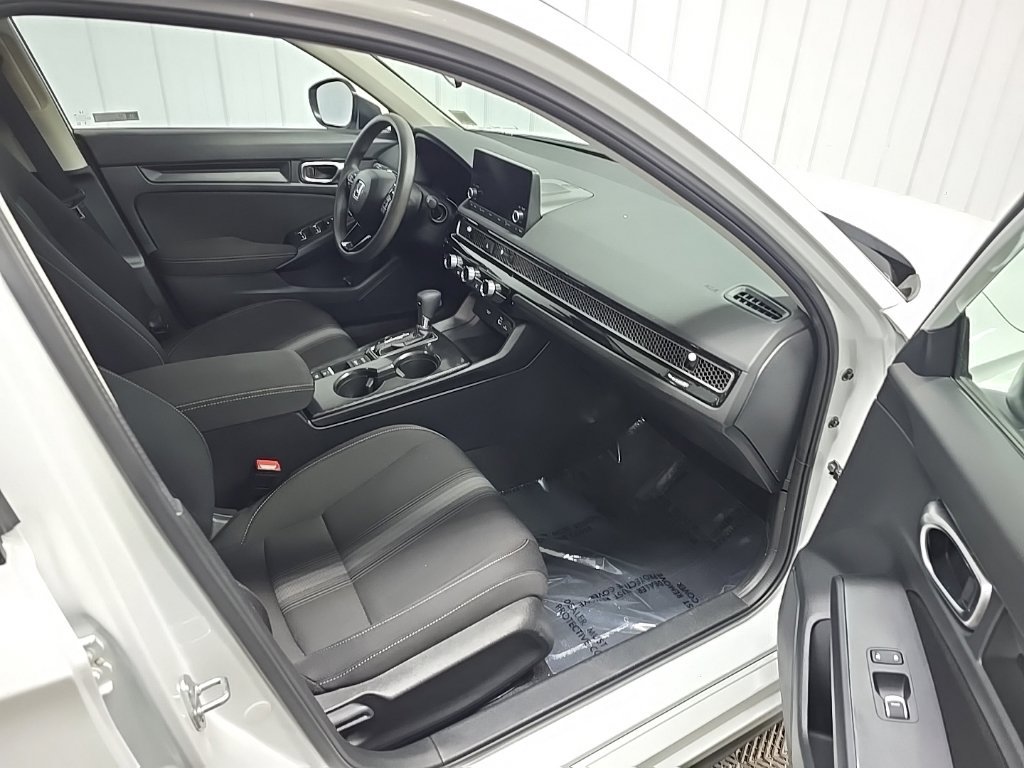 Used 2023 Honda Civic LX image 15