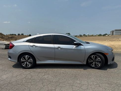 Used 2017 Honda Civic EX-L image 11