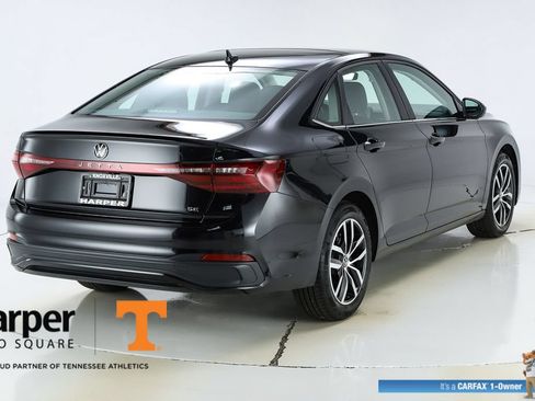 Used 2025 Volkswagen Jetta SE w/ Sunroof Package FWD image 45