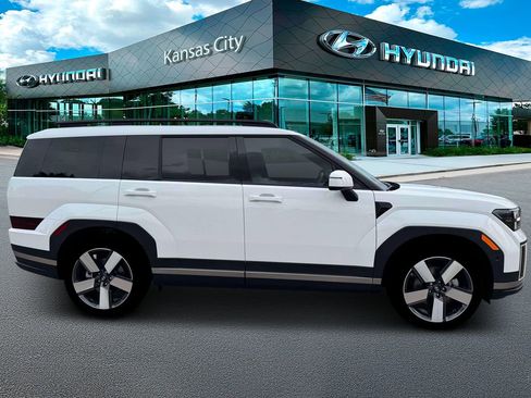 New 2026 Hyundai Santa Fe Limited FWD image 9