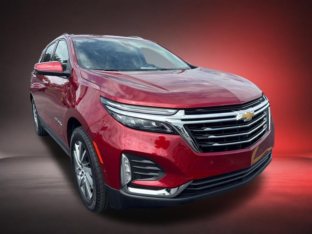 Certified 2024 Chevrolet Equinox Premier FWD image 3
