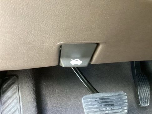 Used 2022 Chevrolet Silverado 2500 LTZ image 66