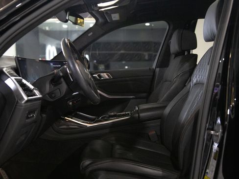 Used 2024 BMW X7 M60i w/ Executive Package AWD/4WD image 8