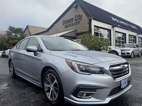 Used 2018 Subaru Legacy 2.5i Limited image 2