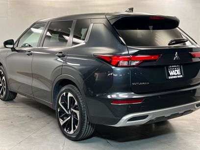 Used 2024 Mitsubishi Outlander SE