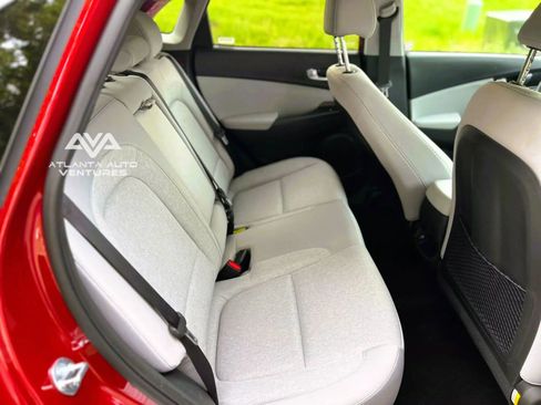 Used 2023 Hyundai Kona SE image 21