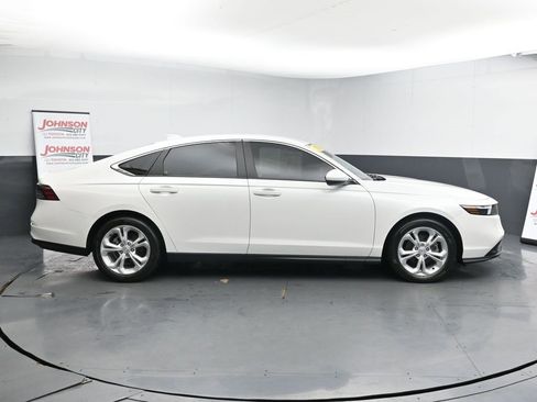 Used 2023 Honda Accord LX image 9