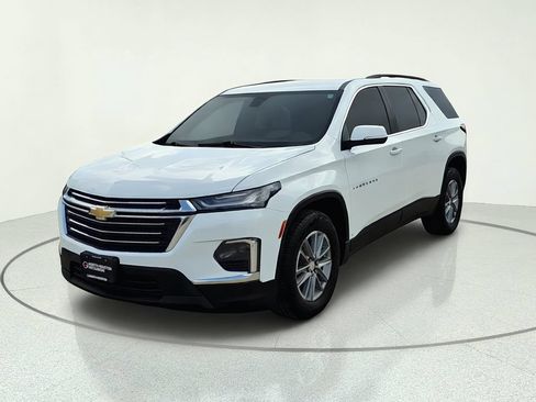 Used 2023 Chevrolet Traverse LT w/ LPO, Cargo Package AWD/4WD image 1
