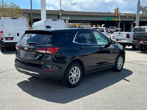 Used 2024 Chevrolet Equinox LT FWD image 7