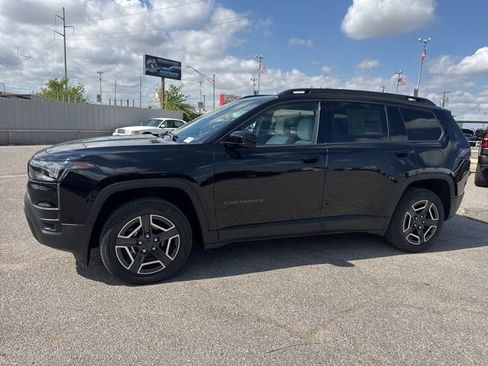 New 2026 Jeep Cherokee Laredo AWD/4WD image 3