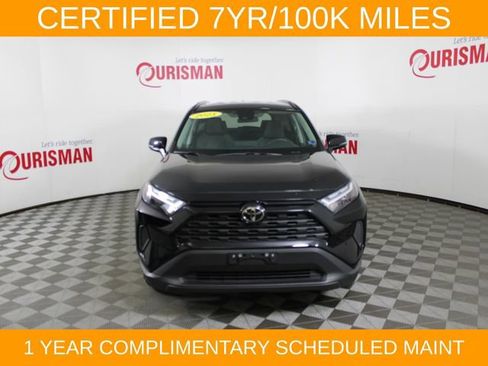 Used 2025 Toyota RAV4 XLE AWD/4WD image 14