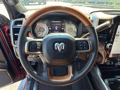 Used 2022 RAM 3500 Limited AWD/4WD image 29