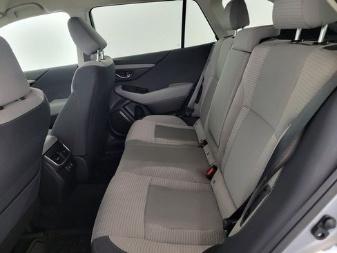 Used 2022 Subaru Outback Premium AWD/4WD image 13