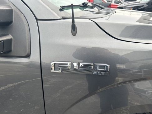Used 2018 Ford F150 XLT w/ Equipment Group 302A Luxury image 5